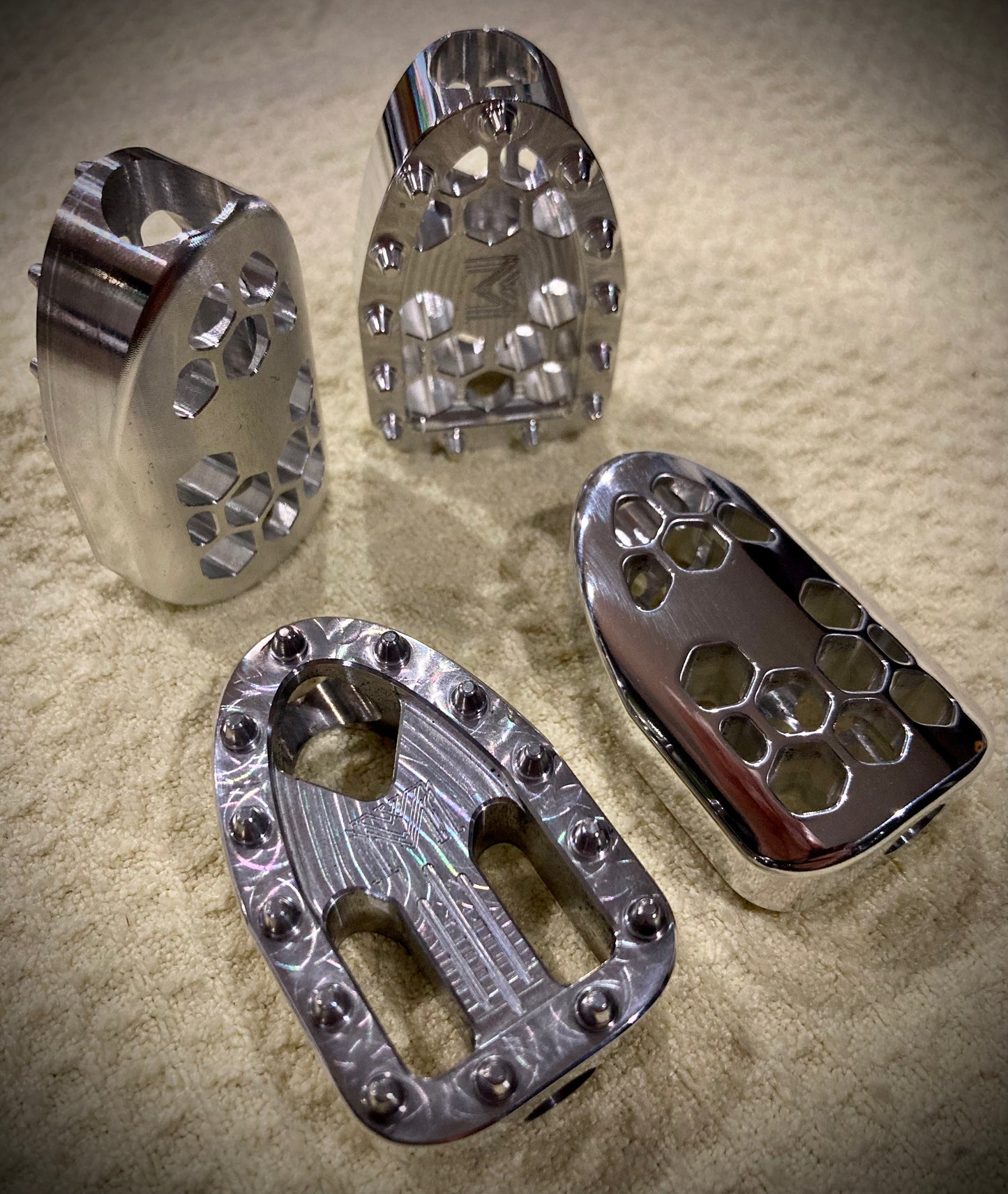 Shifter cross