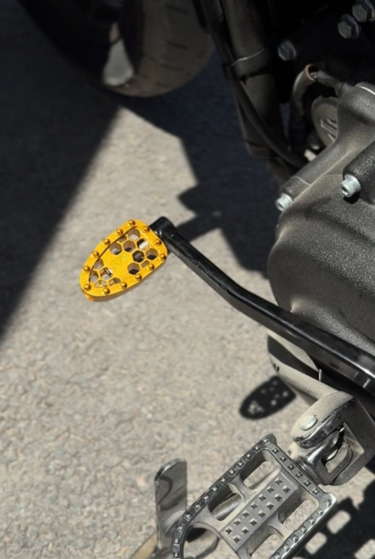 Shifter cross
